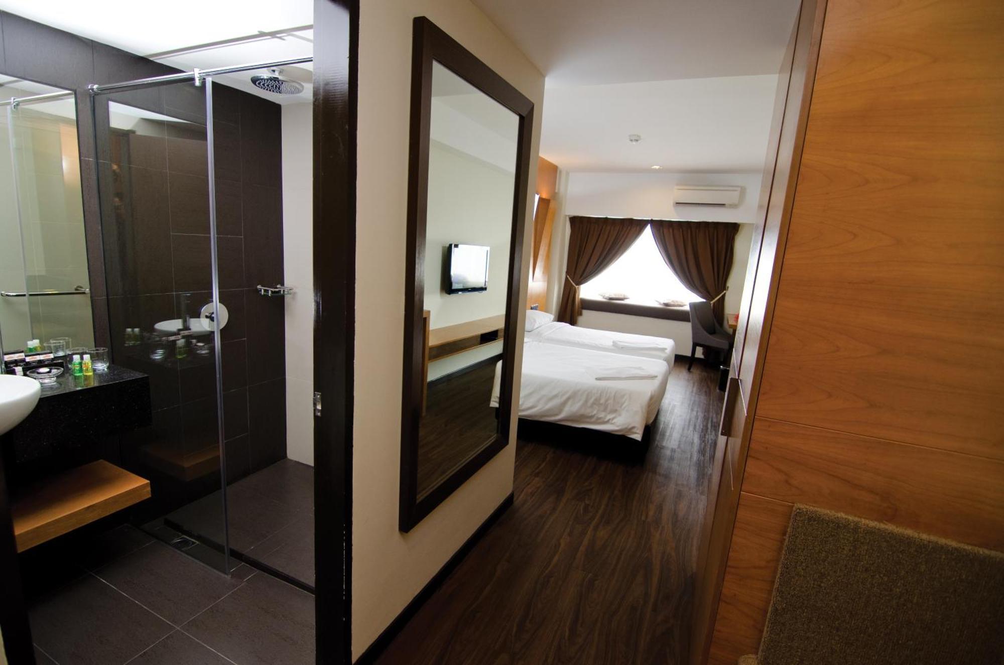 C'haya Hotel Kota Kinabalu Ruang foto