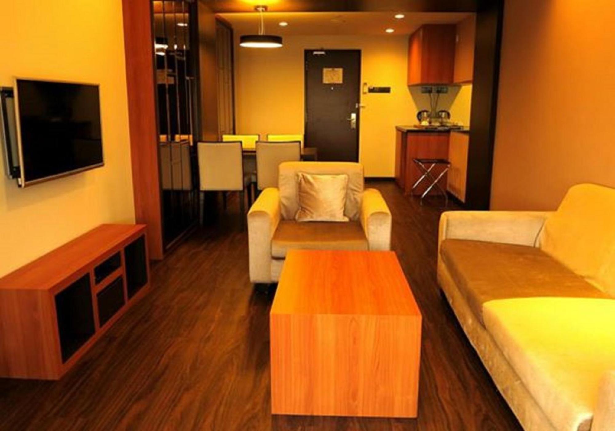 C'haya Hotel Kota Kinabalu Ruang foto