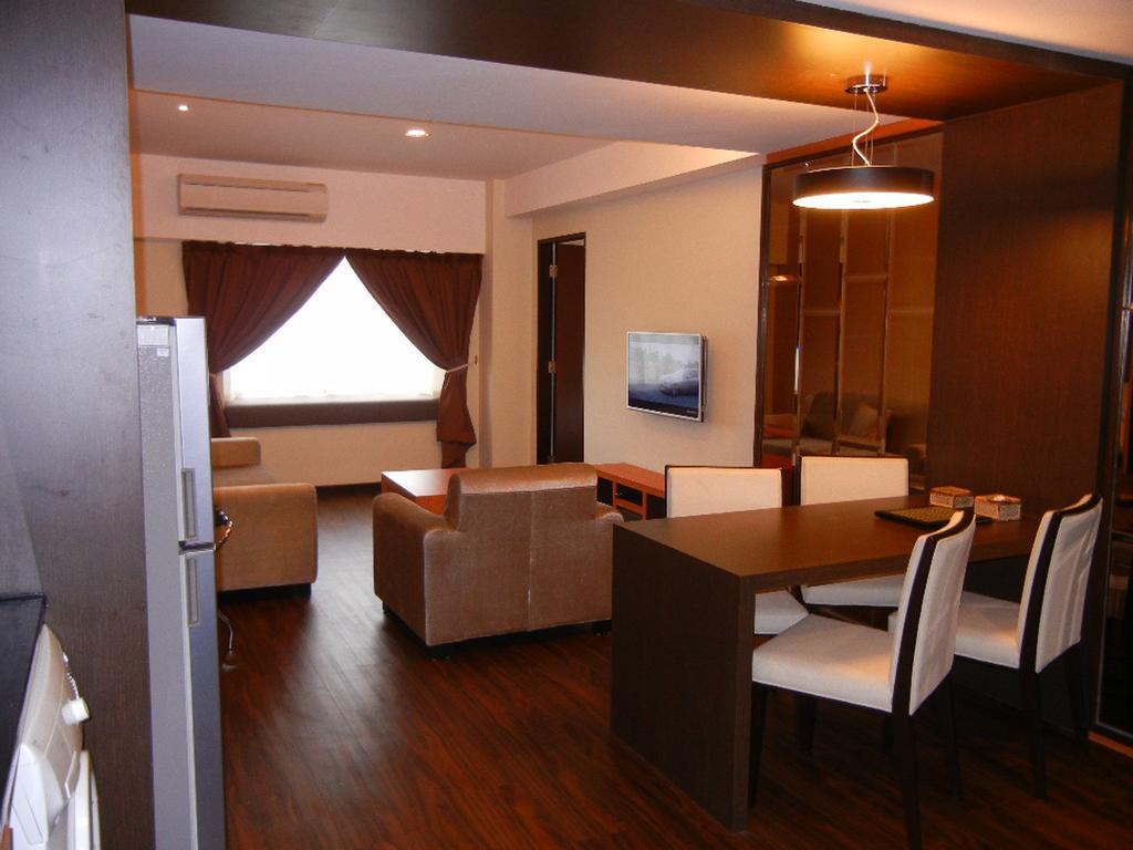 C'haya Hotel Kota Kinabalu Ruang foto