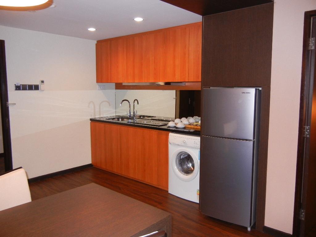 C'haya Hotel Kota Kinabalu Bagian luar foto