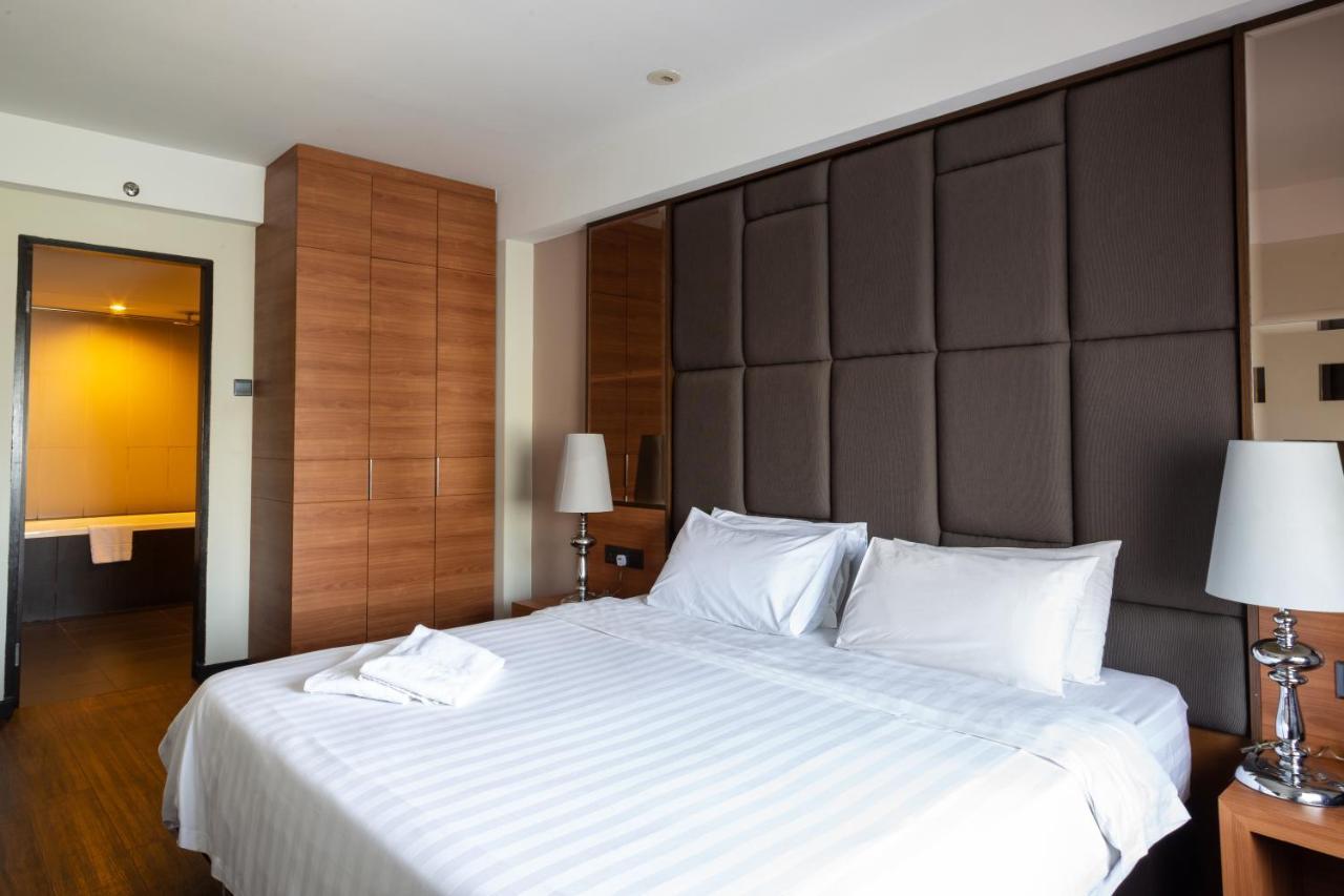 C'haya Hotel Kota Kinabalu Bagian luar foto